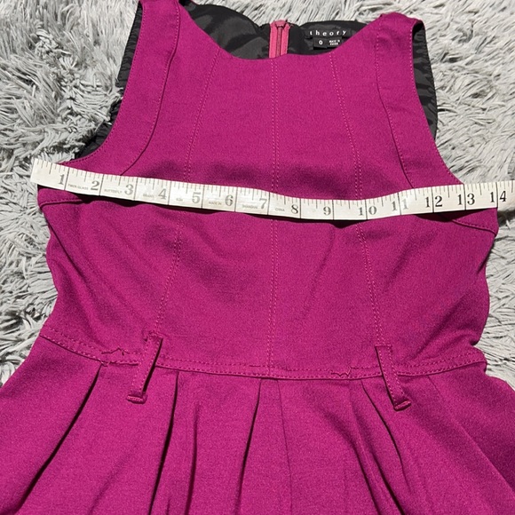 🥰🥰Theory Ardi Pleated Sleeveless Dress🥰🥰 - Picture 12 of 15